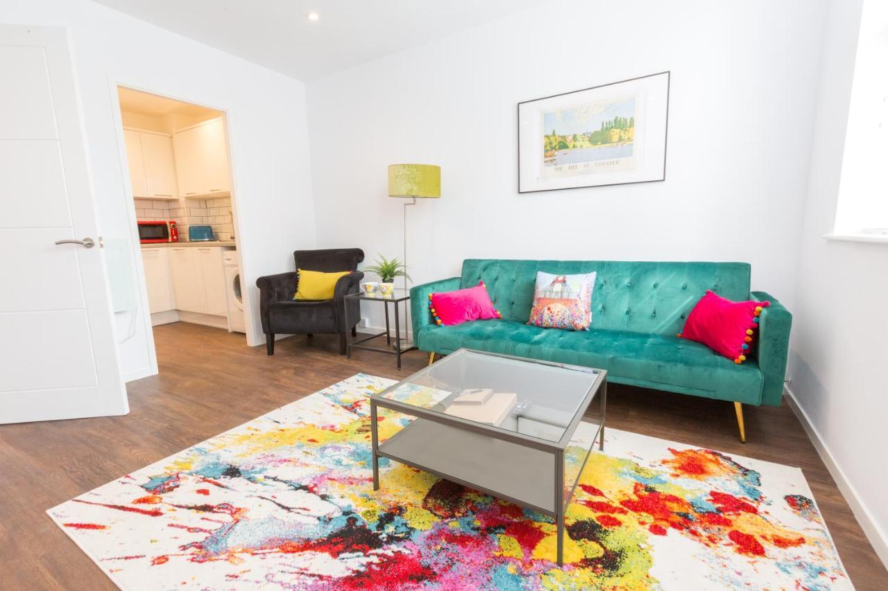 Chester Stays - Lovely Apartment In The Heart Of Chester With Free Parking Exterior foto